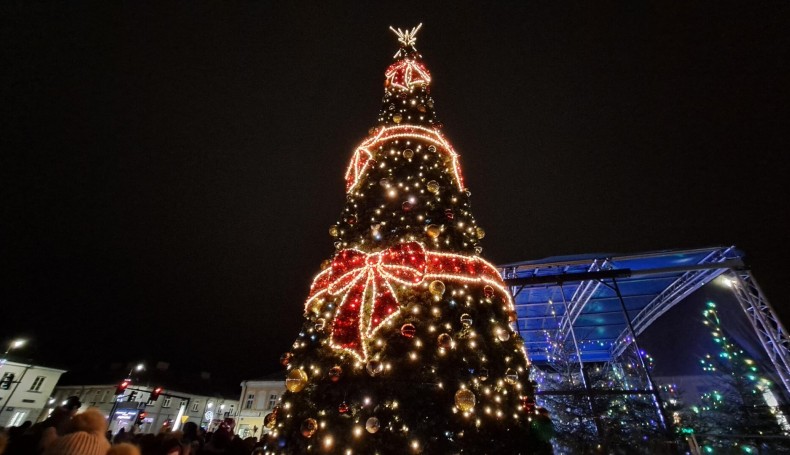 Inauguracja miejskiej choinki w Suwałkach, 6.12.2024, fot. Iza Kosakowska