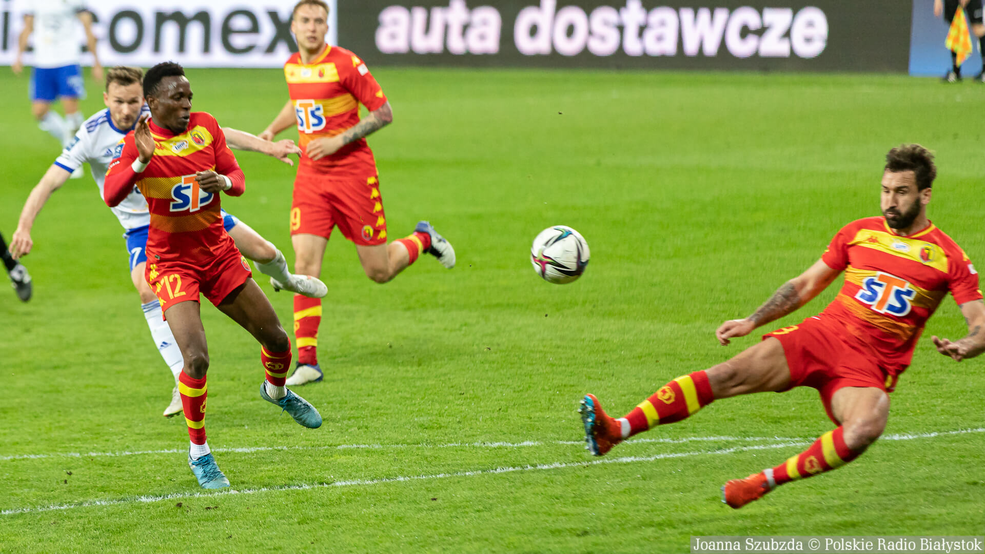 Jagiellonia Białystok wygrywała już 2:0 i zremisowała ze ...