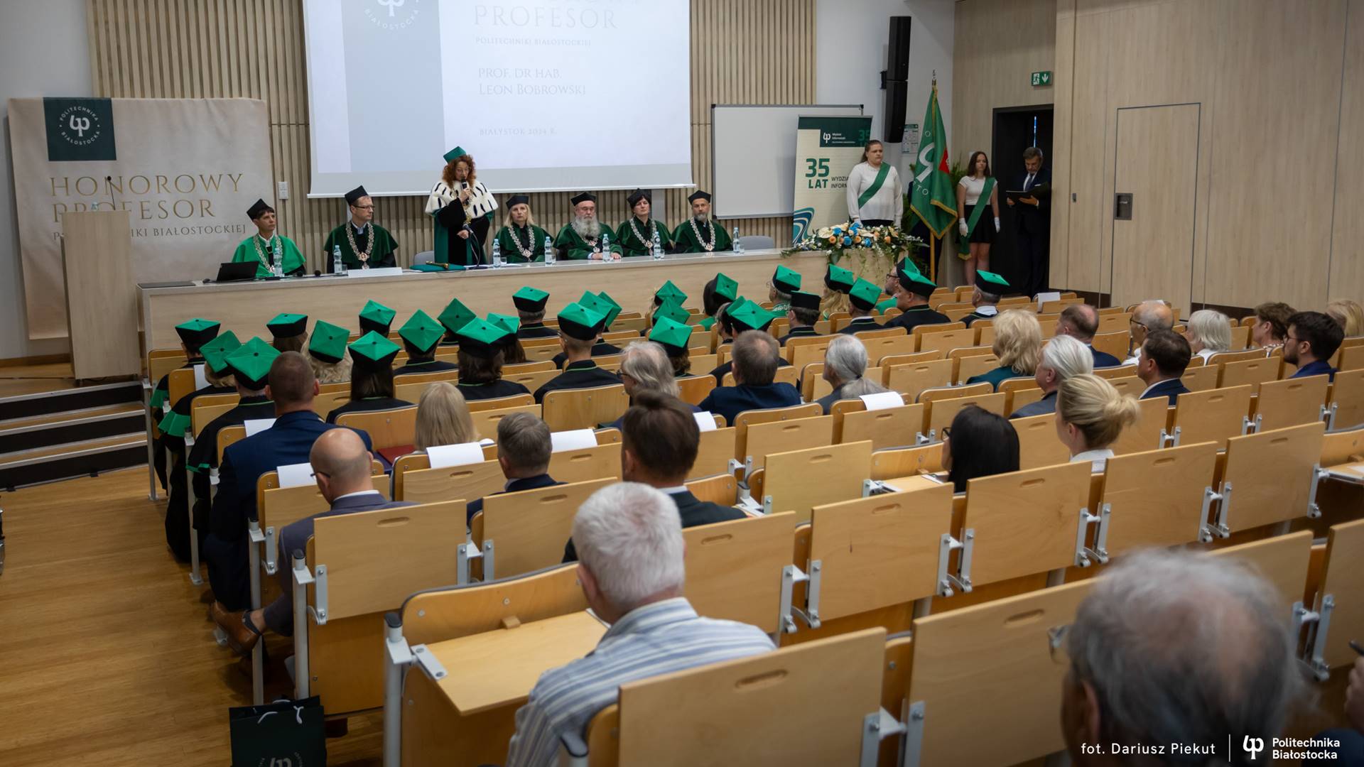 Prof. Leon Bobrowski otrzymał godność Honorowego Profesora Politechniki Białostockiej, źródło: Dariusz Piekut / Politechnika Białostocka