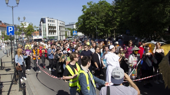 Parada studentów na otwarcie Juwenaliów w Białymstoku, fot. Barbara Sokolińska