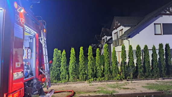 Pożar domów szeregowych w Sobolewie, 27/28.07.2024, fot. Wojciech Szubzda