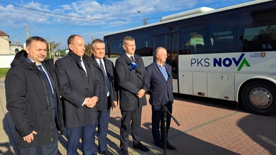 Konferencja prasowa o nowych połączeniach autobusowych na terenie gmin Łapy, Poświętne i Suraż, 8.10.2024, fot. Marcin Gliński