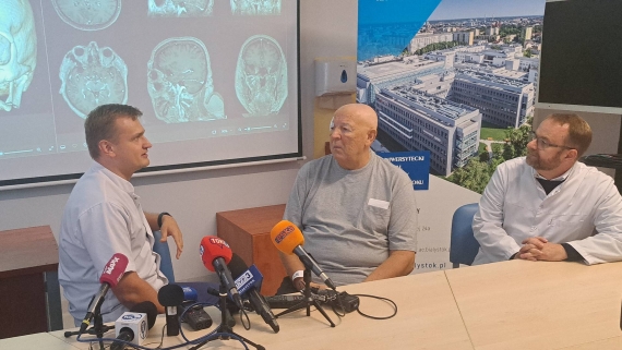 Konferencja prasowa neurochirurgów z Uniwersyteckiego Szpitala Klinicznego w Białymstoku, 7.10.2024, fot. Iza Serafin