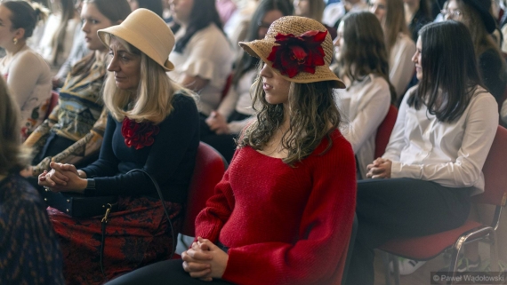 Dzień Kapelusza w II LO w Łomży, 10.03.2025, fot. Paweł Wądołowski