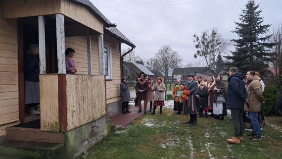 Grupa kolędników odwiedziła wsie Ciełuszki i Kaniuki, 7.01.2025, fot. Joanna Sikora