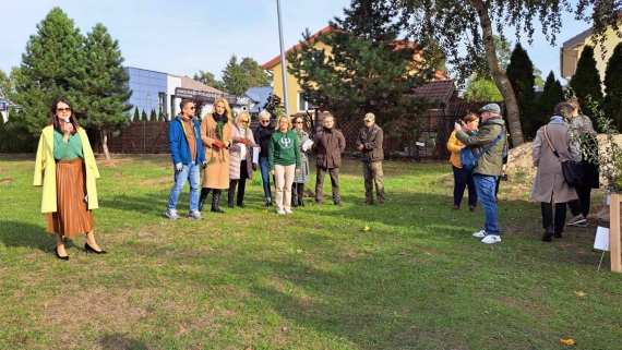 Akcja "Zielony ślad WIZ" - pracownicy i studenci Politechniki Białostockiej sadzili wspólnie drzewa, 21.10.2024, fot. Marcin Gliński