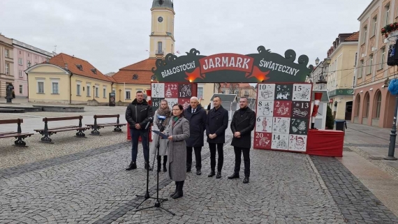 Konferencja prasowa na temat akcji "Podaruj zdrowie na święta", fot. Adam Klimiuk