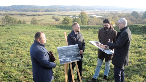 Wykopaliska na Górze Królowej Bony w Starej Łomży, 21.10.2024, fot. Adam Dąbrowski